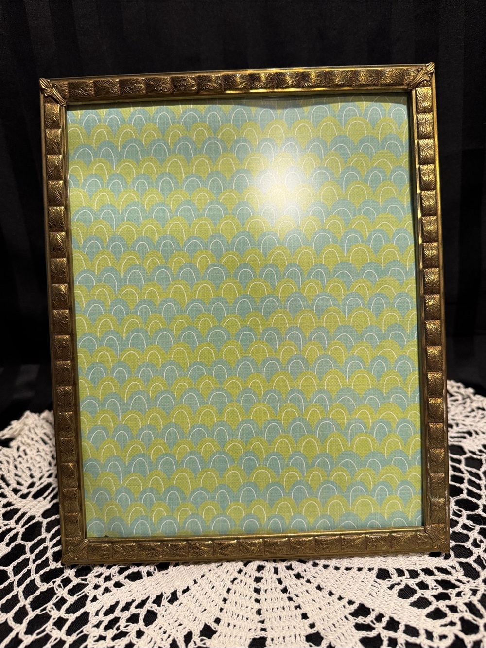 Detailed Vintage Gold-like 8x10 Picture Frame with Velvet-like Back